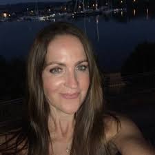 Heather Randles's Instagram, Twitter & Facebook