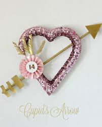 Like this valentine wreath i made from. 33 Diy Valentine S Day Wreaths Homemade Door Decorations For Valentine S Day
