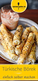 Knusprige Borek Mit Feta Rezept Borek Mit Schafskase Turkisches Essen Rezepte Lebensmittel Essen