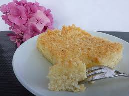 Die zubereitung ist super einfach. Kokos Buttermilch Kuchen Ein Saftiger Blechkuchen Bo S Kitchen
