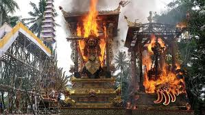 Ada beberapa penyebab atau faktor penyebab keberagaman suku bangsa dan budaya di indonesia, antara lain : 11 Upacara Dan Adat Istiadat Bali Unik Yang Jadi Daya Tarik Wisatawan