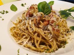 In questa particolare ricetta della pasta con melanzane al forno, che potremmo una vera e propria versione rivisitata della famosa pasta alla norma per presentare in tavola, in maniera originale, la pasta con melanzane alla. Orecchiette Con Melanzane E Burrata Bild Von Ristorante Scala Hagen Am Teutoburger Wald Tripadvisor