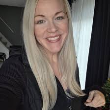 What is the purpose of the mysterious building in Tennessee?