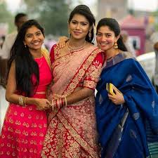 A recent picture of sai pallavi and her sister made it's way to the internet which sai herself had shared. Sai Pallavi Age Family Wiki Biography More Muchfeed