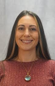 Sara Dellinger's Instagram, Twitter & Facebook