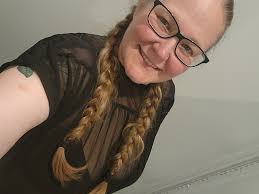 Single 6'2" redhead looking to meet new people