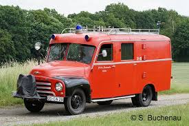 Cooler Feuerwehr Oldtimer Auf Opel Blitz Bei Der Ff Gielde Feuerwehr Fahrzeuge Feuerwehr Fahrzeuge