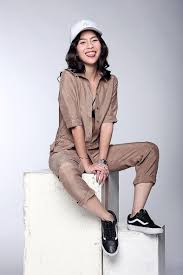 987fm dj sonia chew graces our pages this september, adding a little vegetarian humour to our fall fashion issue. Star Style With Sonia Chew Making Waves Off The Air Latest Fashion News The New Paper