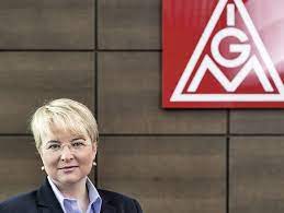 • press releases • one news page: Sabine Maassen Manager Magazin