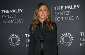 Jun 25, 2021 · jennifer aniston steht seit über 30 jahren in der öffentlichkeit. Jennifer Aniston Adoptiert Sie Ein Kind
