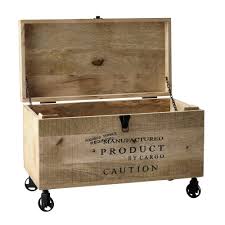Baul De Madera Con Ruedas An 70 Cm En 2020 Tronc De Bois Malle En Bois Et Rangement Maison