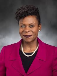 Jamila Saunders's Instagram, Twitter & Facebook