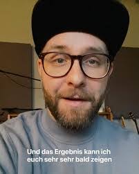 Sandy Behling's Instagram, Twitter & Facebook