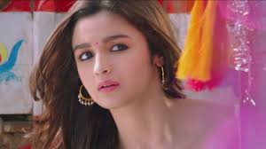 Kangana Ranaut birthday special (actress Kangana Ranaut has lost kgs of  Thalaivi weight during)