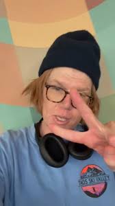 Last two shows of the Spring Road Trip Tour are this weekend! Come join me  and @riverwhyless for a good time!