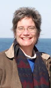 Holly Alexander's Instagram, Twitter & Facebook