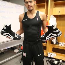 Latest on atlanta hawks point guard trae young including news, stats, videos, highlights and more on espn. Atlanta Hawks Star Trae Young Set For Adidas Signature Shoe Release Peachtree Hoops