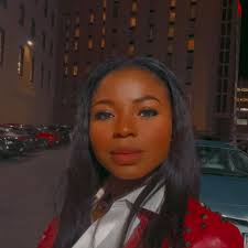 𝐇𝐚𝐩𝐩𝐲 𝐁𝐢𝐫𝐭𝐡𝐝𝐚𝐲 𝐭𝐨 𝐌𝐞!🍭🍭 #itsmybirthday Every day is a  new chance for happiness. Today we celebrate the beautiful, kind and loving  soul that I am. Wishing myself endless happiness and peace. 📸;