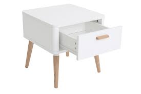 Ce superbe chevet blanc décorera joliment votre chambre. Table De Chevet Scandinave Blanc Et Bois Totem Miliboo Stephane Plaza Miliboo