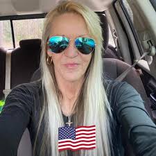 🐾🗓️ Calling All Dog Lovers! 📸✨ Submit your dog for a chance to be in the  2025 "Paw Print" Calendar! 👉