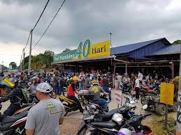 Bagi peminat dan penggemar kambing, sudah pasti nama restoran kari kambing 40 hari merupakan destinasi wajib mereka untuk melepaskan 'gian' tersebut terutama mereka yang menetap di negeri. Restoran Kari Kambing 40 Hari Foto Facebook