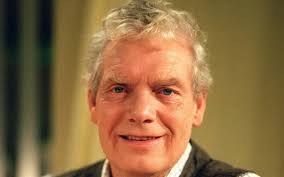 Geoffrey Hinsliff, actor whose 'baddie' role boosted Coronation Street in  the soap ratings war