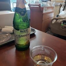 It's a juice cocktail made for the whole family. Sparkling White Grape Juice Cocktail Welch S Untappd