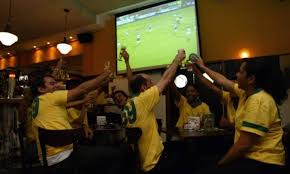 Onde o triunfo foi justamente em seus domínios, ainda na distante quinta rodada. Confira Opcoes De Bares Para Assistir O Jogo Do Brasil Hoje Em Jundiai