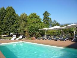 Piscine Dans Le Parc Photo De Chateau De La Commanderie Eybens Tripadvisor