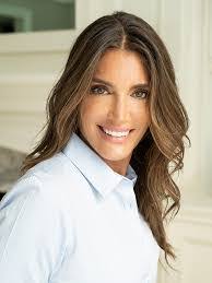 Tara Daniel's Instagram, Twitter & Facebook