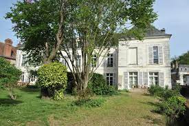 Ils sont tous les deux ouverts aux nombreuses rencontres qu'offre le principe de la chambre d'hôtes et aux échanges souvent passionnants rendus possibles. Vendome Au Bord Du Loir Vendome Tarifs 2021