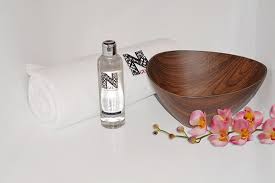 Feels amazing and the pleasure level is off the charts. Ngel Nuru Massage Gel Ist Ein Professionelles Gleit Und Massagegel
