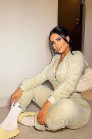 Dropship Chic Teddy Borg Cropped Top & Jogger Lounge Set to Sell Online at  a Lower Price