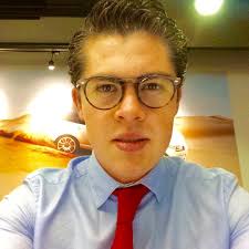 Stream Xavier Carmona music