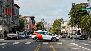 Secondo un documento interno all'agenzia, citato dal guardian, l'uso improprio della nuova tecnologia automotive potrebbe avere conseguenze letali. Cruise Sta Testando Auto Senza Conducente A San Francisco