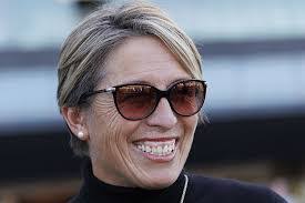 Kristen Buchanan's Instagram, Twitter & Facebook