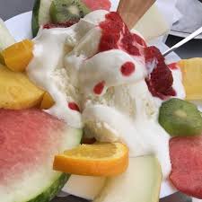 Welches obst hat die meisten kalorien (bezogen auf 100g)? Wie Viele Kalorien Hat Der Joghurt Teller Bei Der Eisdiele Gesundheit Ernahrung Eis