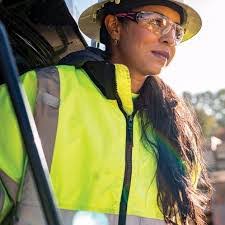 Scott Strecker's Instagram, Twitter & Facebook