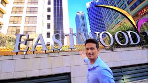 Eastwood city walk dancing fountain. Eastwood City Life On The Bright Side