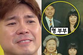 방송인 박수홍(사진)의 가족사로 추정되는 글이 퍼지면서 최근 그가 방송에서 눈물을 보인 사연과 관련이 있는 것 아니냐는 의견이 제기되고 있다. ì´ëŸ´ ìˆœ ì—†ë‹¤ í˜•ì—ê²Œ ë'¤í†µìˆ˜ ë§žì€ ë°•ìˆ˜í™ì´ ëª¨ì€ ìž¬ì‚° ìˆ˜ì¤€ ë„¤ì´ë²„ í¬ìŠ¤íŠ¸