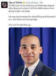 Tennis legend Martina Navratilova reacts as Oregon HS girls refuse to share  podium with trans person…