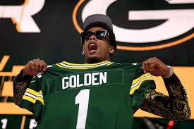 Packers cuối cùng đã chọn cầu thủ chạy cánh vòng một, Matthew Golden, trong bối cảnh mang tính biểu tượng của Green Bay - The Athletic