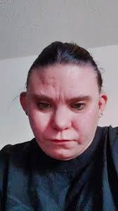 Amanda Brost's Instagram, Twitter & Facebook