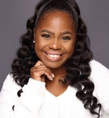 Paris Bennett's Instagram, Twitter & Facebook