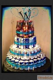 как украсить торт на 23 февраля своими руками фото Originalnye Podarki K 23 Fevraya Podarok Na 23 Fevralya Kollegam Tort Iz Piva Tort Iz Pivnyh Banok Pivnoj Tort Podarki