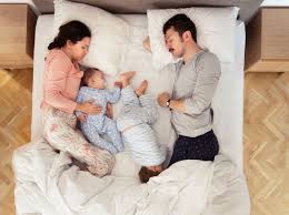 Nachts aus dem bett gefallen und tot hallo, mein papa ist baby sturz vom bett oder wickeltisch wann zum arzt über kind aus bett gefallen. 5 Einfache Tricks Wie Ein Kind Im Eigenen Bett Schlaft Wunderweib