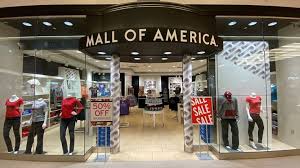 App store & itunes gift carda gift that gives and gives. Mall Of America Gift Store Mall Of America
