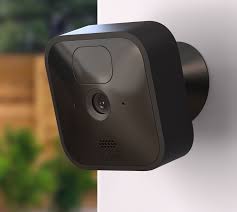 You may also notice your smoke alarm has a green light. Blink Setting Up Your Battery Powered Camera