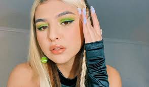 Veja mais ideias sobre bárbaros, cantores, famosas portuguesas. Barbara Bandeira Betrays Kasha With Luis Borges