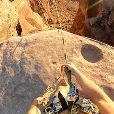 Today I got to jump off a 400ft cliff. , One of the scariest and most epic  experiences of my life. , Thanks to @whiskey.throttle1 for setting this bad  boy up🤟, #moablife #lifeisick #ropeswing